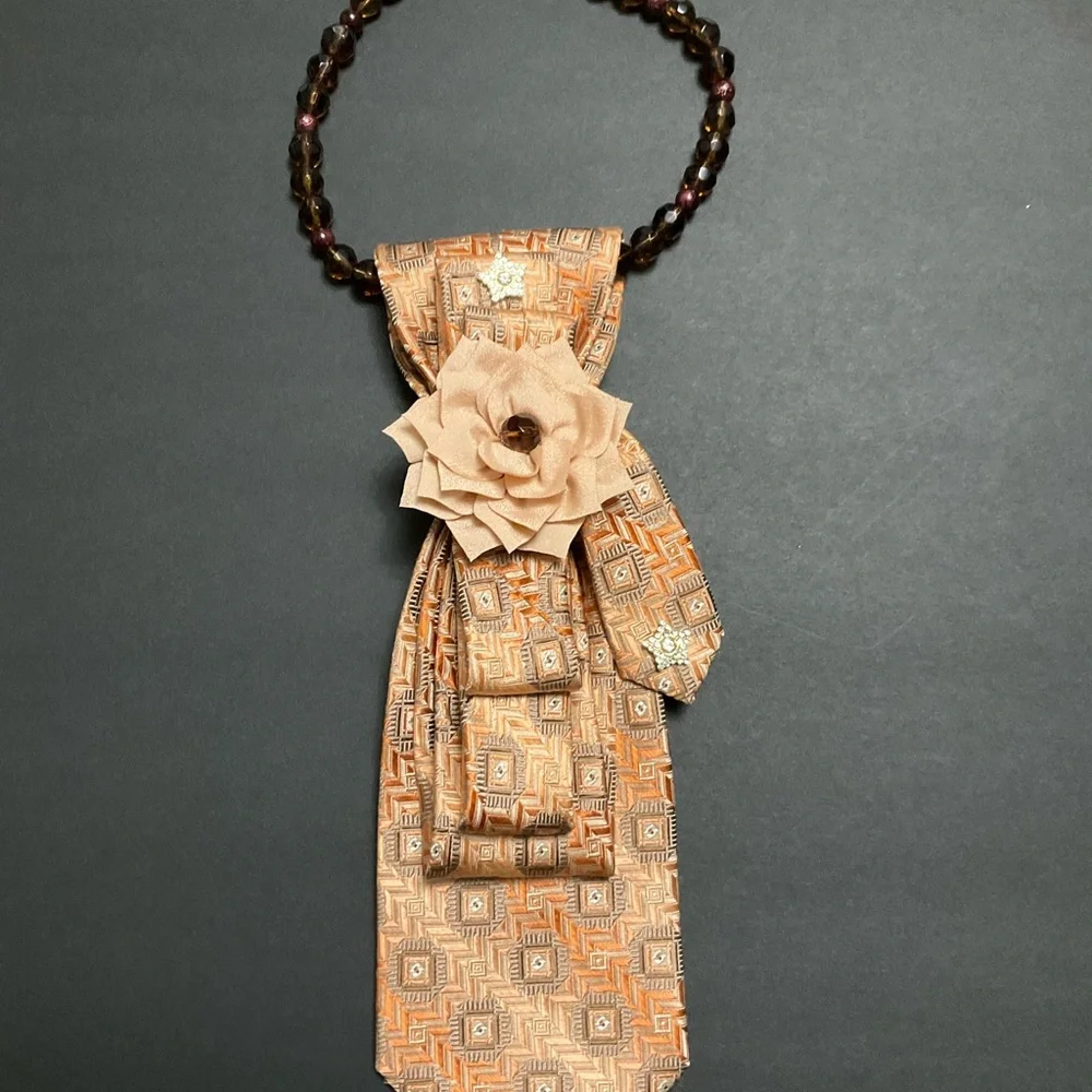“SOLD” Handcrafted Necktie Necklace with Tan Floral Accent and Brown Beaded - Picture 4 of 5